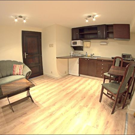 Apartament Biala Magnolia Wroclaw Exterior photo